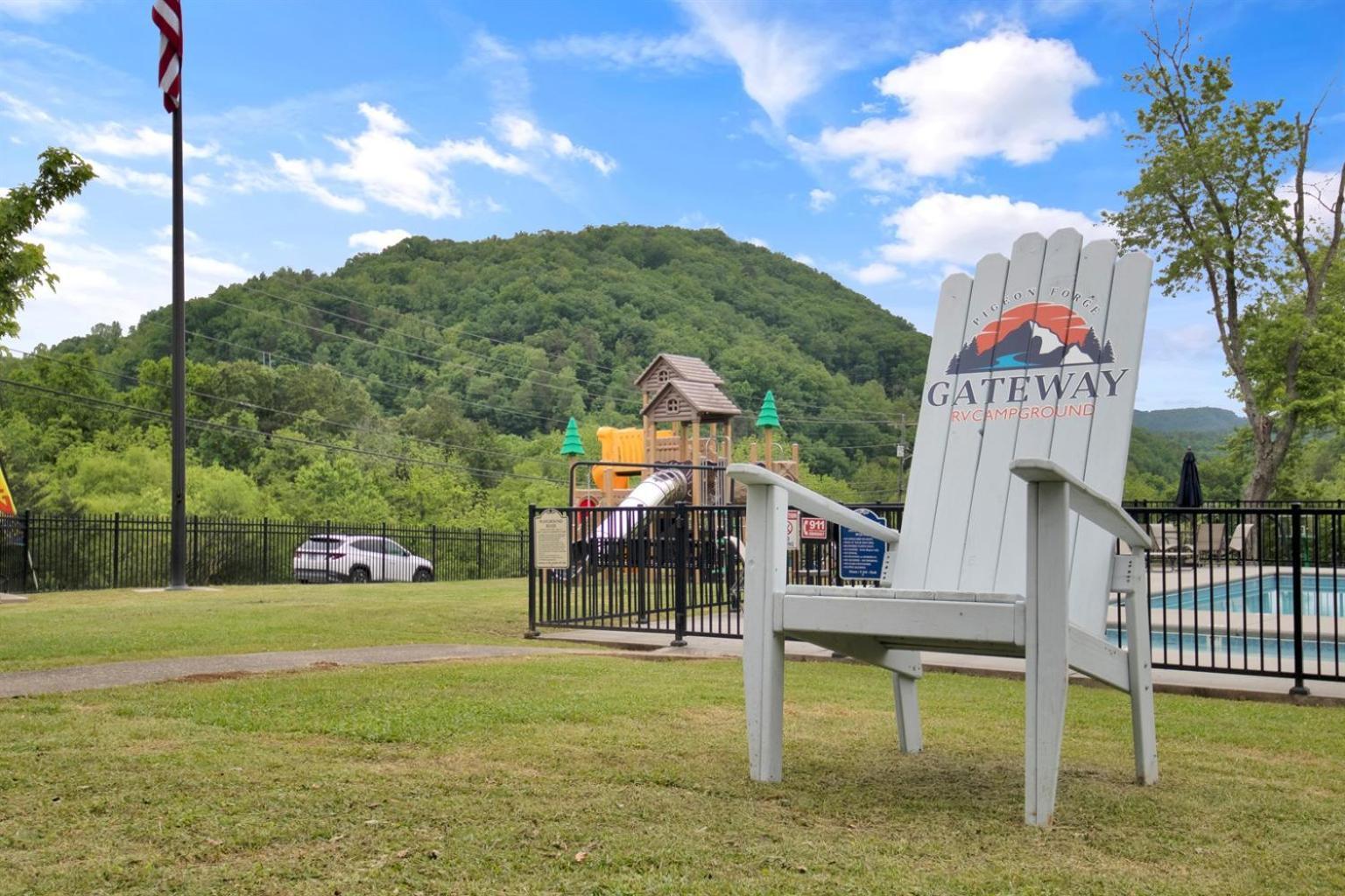 Charming With Parking Pigeon Forge